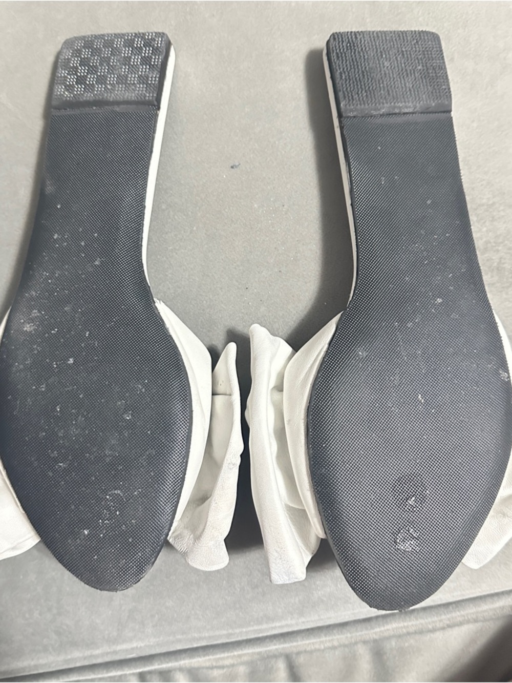 Balenciaga White Bow Nappa Leather Slide Mules 38.5 - Picture 15 of 16